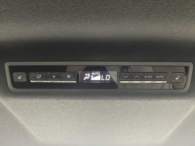 トヨタ ヴォクシー ハイブリッド S－Z 群馬県 2022(令4)年 3.7万km アティチュードブラックマイカ 快適利便パッケージ　純正１０．５型ナビ　ＣＤ／ＤＶＤデッキ　ＨＤＭＩ　フルセグＴＶ　ＢＳＭ　バックカメラ　電動リアゲート　シートヒーター　アダプティブクルーズコントロール　両側電動スライドドア　禁煙車