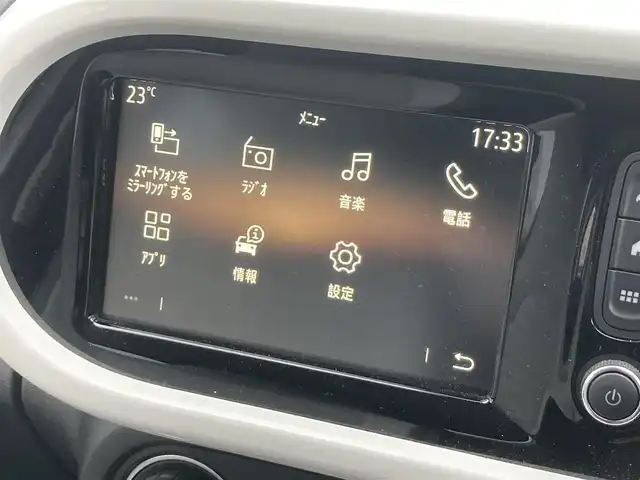 ルノー トゥインゴ EDC 熊本県 2020(令2)年 3.9万km 白 ・キーレス/・パーキングセンサー/・レーンキープアシスト/・クルーズコントロール/・純正ディスプレイオーディオ/　【BT・USB・AUX・AppleCarPlay・AndroidAuto】/・バックカメラ/・ETC/・LEDヘッドランプ/・フォグランプ/・純正マット