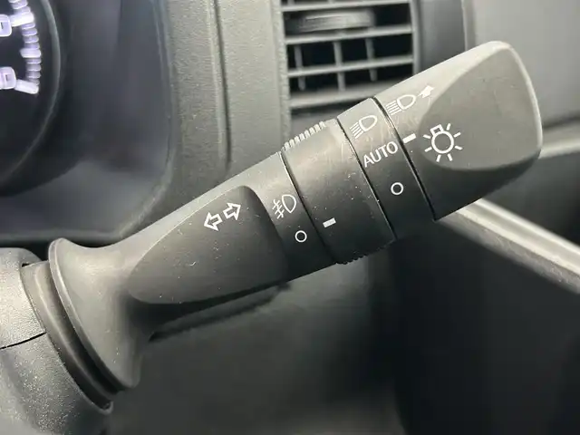ダイハツ アトレー バン RS 鹿児島県 2024(令6)年 2.1万km オフビートカーキM ディスプレイオーディオ　/バックカメラ　/スマートアシスト　/両側パワースライドドア　/前後コーナーセンサー　/デジタルインナーミラー　/ＬＥＤヘッドライト　/フロントフォグライ　/オートマチックハイビーム　/ＥＴＣ