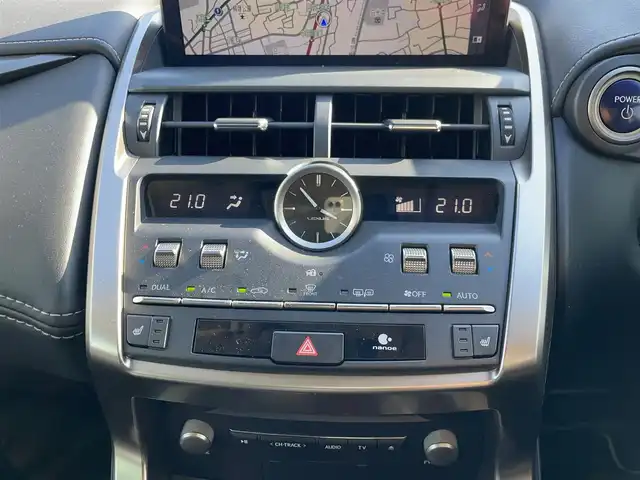 レクサス ＮＸ 300 ブラックシークエンス 福岡県 2019(平31)年 5.9万km ソニッククォーツ クルーズコントロール/全方位カメラ/運転席・助手席シートヒーター/ステアリングヒーター/LEDヘッドライト/前後コーナーセンサー/レーンキープアシスト/モデリスタフロントエアロ/レザーシート/運転席・助手席パワーシート/純正アルミホイール