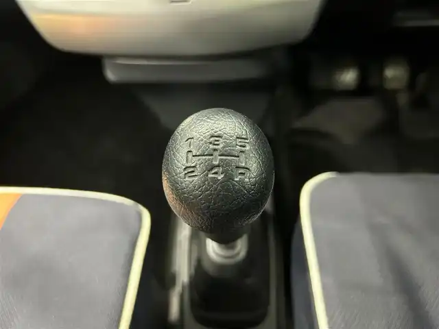 スズキ ハスラー G 鹿児島県 2017(平29)年 3.1万km シフォンアイボリーM 禁煙車　/社外ナビ　/Ｂｌｕｅｔｏｏｔｈ　/フルセグＴＶ　/前後ドラレコ　/コーナーセンサー　/純正フロアマット　/アイドリングストップ　/Ｄ席シートヒーター　/シートカバー　/ヘッドライトレベライザー　/電格ミラー/パワステ/パワーウィンドウ/リモコンキー/盗難防止装置/衝突被害軽減システム