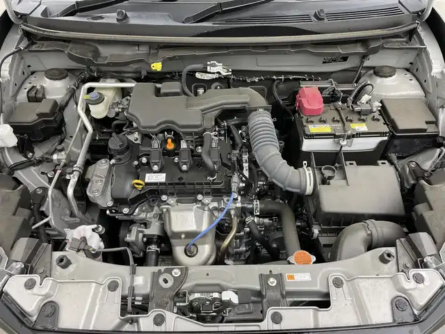 トヨタ ライズ Z 岡山県 2024(令6)年 1.5万km スムースグレーマイカメタリック/ブラック2トーン ９インチディスプレイオーディオ　/【Carplay/AndroidAuto】/全方位カメラ　/レーダークルーズコントロール　/ビルトインＥＴＣ　/シートヒーター　/ＬＥＤヘッドライト　/コーナーセンサー　/オートハイビーム　/ＨＤＭＩ接続　/アイドリングストップ/禁煙車/スペアキー×1/オートブレーキホールド/フォグライト/純正アルミホイール