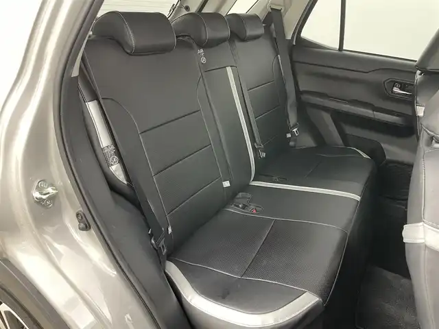 トヨタ ライズ Z 岡山県 2024(令6)年 1.5万km スムースグレーマイカメタリック/ブラック2トーン ９インチディスプレイオーディオ　/【Carplay/AndroidAuto】/全方位カメラ　/レーダークルーズコントロール　/ビルトインＥＴＣ　/シートヒーター　/ＬＥＤヘッドライト　/コーナーセンサー　/オートハイビーム　/ＨＤＭＩ接続　/アイドリングストップ/禁煙車/スペアキー×1/オートブレーキホールド/フォグライト/純正アルミホイール