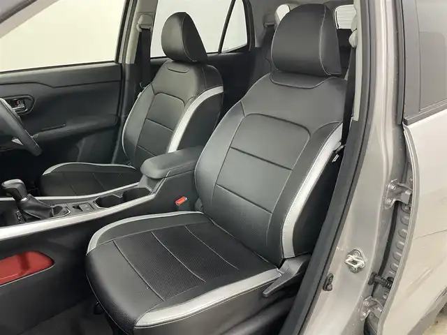 トヨタ ライズ Z 岡山県 2024(令6)年 1.5万km スムースグレーマイカメタリック/ブラック2トーン ９インチディスプレイオーディオ　/【Carplay/AndroidAuto】/全方位カメラ　/レーダークルーズコントロール　/ビルトインＥＴＣ　/シートヒーター　/ＬＥＤヘッドライト　/コーナーセンサー　/オートハイビーム　/ＨＤＭＩ接続　/アイドリングストップ/禁煙車/スペアキー×1/オートブレーキホールド/フォグライト/純正アルミホイール