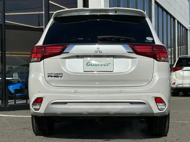 三菱 アウトランダー ＰＨＥＶ