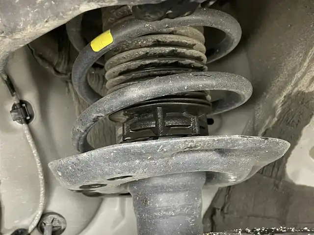 トヨタ ヤリスクロス ハイブリッド GRスポーツ 岡山県 2023(令5)年 2.2万km ブラックマイカ 純正８インチナビ　/【Carplay/AndroidAuto/Bluetooth】/全方位カメラ　/レーダークルーズコントロール　/ビルトインＥＴＣ　/ブラインドスポットモニター/前席シートヒーター　/ハーフレザーシート/ＬＥＤヘッドライト　/ステアリングヒーター　/電動リアゲート　/コーナーセンサー　/オートハイビーム　/スペアキー×1/禁煙車/オートブレーキホールド