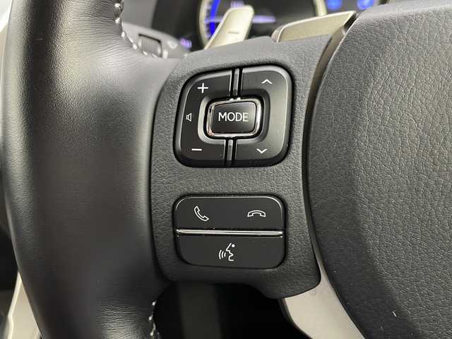 レクサス ＮＸ 300h Iパッケージ 新潟県 2019(令1)年 8.3万km ソニッククォーツ 純正メーカーオプションナビ/　フルセグテレビ/DVD/CD/USB/SD/AUX/バックカメラ/サイドカメラ/ビルトインETC/スマートキー/電動リアゲート/ドライブレコーダー前後/純正フロアマット/純正18インチAW/合皮レザー/前席シートヒーター/前席パワーシート/オートブレーキホールド/パドルシフト/ステアリングヒーター/ステアリングスイッチ/ラゲッジマット/トノカバー/前後クリアランスソナー/オートハイビーム/BSM/フロントフォグライト/アダプティブクルーズコントロール