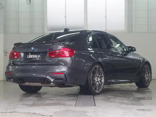 ＢＭＷ Ｍ３ セダン コンペティション 兵庫県 2017(平29)年 4.2万km グレー ハーマンカードン/レザーシート/シートヒーター/ヘッドアップディスプレイ/LKA/BSM/純正ナビ/バックカメラ/クルーズコントロール/ドライブレコーダー/LEDヘッドライト/スマートキー