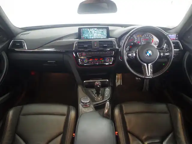 ＢＭＷ Ｍ３ セダン コンペティション 兵庫県 2017(平29)年 4.2万km グレー ハーマンカードン/レザーシート/シートヒーター/ヘッドアップディスプレイ/LKA/BSM/純正ナビ/バックカメラ/クルーズコントロール/ドライブレコーダー/LEDヘッドライト/スマートキー