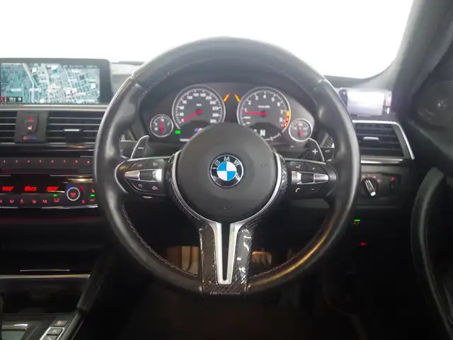 ＢＭＷ Ｍ３ セダン コンペティション 兵庫県 2017(平29)年 4.2万km グレー ハーマンカードン/レザーシート/シートヒーター/ヘッドアップディスプレイ/LKA/BSM/純正ナビ/バックカメラ/クルーズコントロール/ドライブレコーダー/LEDヘッドライト/スマートキー