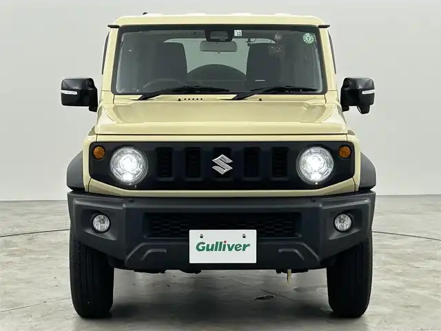 スズキ ジムニー シエラ JC 福岡県 2022(令4)年 1.4万km シフォンアイボリーM 純正８型ナビ（ＢＴ，フルセグＴＶ）　/バックカメラ　/ビルトインＥＴＣ　/前後ドラレコ　/クルコン　/衝突被害軽減ブレーキ　/レーンキープ　/ヒルディセントコントロール　/アイドリングストップ　/シートヒーター　/ＬＥＤ