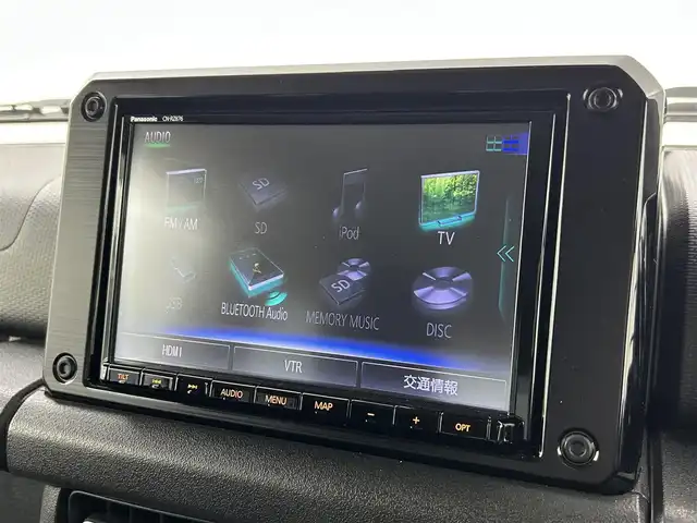 スズキ ジムニー シエラ JC 福岡県 2022(令4)年 1.4万km シフォンアイボリーM 純正８型ナビ（ＢＴ，フルセグＴＶ）　/バックカメラ　/ビルトインＥＴＣ　/前後ドラレコ　/クルコン　/衝突被害軽減ブレーキ　/レーンキープ　/ヒルディセントコントロール　/アイドリングストップ　/シートヒーター　/ＬＥＤ