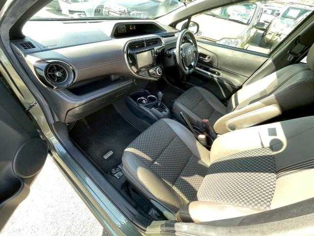 トヨタ アクア クロスオーバー グラム 岩手県 2018(平30)年 8.5万km オリーブマイカM 純正ナビ/ＣＤ／ＤＶＤ／ＢＴ／フルセグ/バックカメラ/プリクラッシュセーフティ/レーンキープ/前後ドラレコ/前席シートヒーター/ハーフレザーシート/前後ソナー/フロアマット