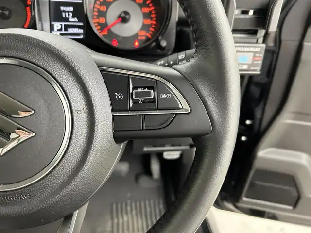スズキ ジムニー シエラ JC 福岡県 2022(令4)年 1.1万km ブルーイッシュブラックパール3 純正８型ナビ（ＢＴ，フルセグＴＶ）　/バックカメラ　/ＥＴＣ　/前後ドラレコ　/スロットコントロール　/クルコン　/衝突軽減ブレーキ　/レーンキープ　/ヒルディセントコントロール　/アイドリングストップ　/シートヒーター　/純正１５インチアルミホイール
