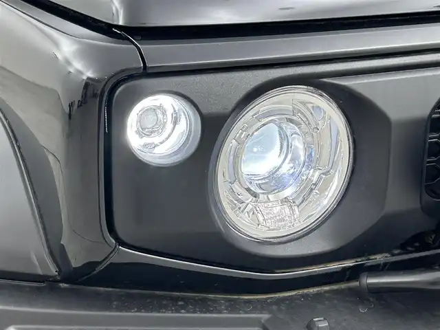 スズキ ジムニー シエラ JC 福岡県 2022(令4)年 1.1万km ブルーイッシュブラックパール3 純正８型ナビ（ＢＴ，フルセグＴＶ）　/バックカメラ　/ＥＴＣ　/前後ドラレコ　/スロットコントロール　/クルコン　/衝突軽減ブレーキ　/レーンキープ　/ヒルディセントコントロール　/アイドリングストップ　/シートヒーター　/純正１５インチアルミホイール