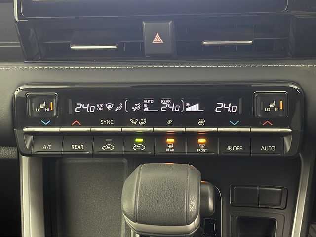 トヨタ ノア ハイブリッド S－Z 埼玉県 2023(令5)年 4.3万km パール ウィンカーミラー/ドアバイザー/純正フロアマット/プッシュスタート/スマートキー×2/ドライブモード/前後ドラレコ/前後シートヒータ/両側パワースライドドア/純正ナビ/コーナーセンサー/パーキングサポートブレーキ/ETC