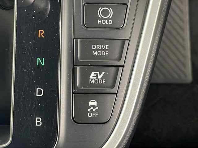 トヨタ ノア ハイブリッド S－Z 埼玉県 2023(令5)年 4.3万km パール ウィンカーミラー/ドアバイザー/純正フロアマット/プッシュスタート/スマートキー×2/ドライブモード/前後ドラレコ/前後シートヒータ/両側パワースライドドア/純正ナビ/コーナーセンサー/パーキングサポートブレーキ/ETC