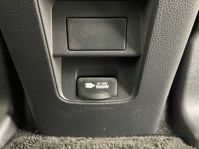 トヨタ ノア ハイブリッド S－Z 埼玉県 2023(令5)年 4.3万km パール ウィンカーミラー/ドアバイザー/純正フロアマット/プッシュスタート/スマートキー×2/ドライブモード/前後ドラレコ/前後シートヒータ/両側パワースライドドア/純正ナビ/コーナーセンサー/パーキングサポートブレーキ/ETC