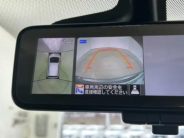 日産 ノート e－パワー X 三重県 2017(平29)年 0.9万km ダークメタルグレー 禁煙車/7インチナビ/　フルセグTV/CD/DVD/Bluetooth/デジタルインナーミラー/全方位カメラ/スマートキー/プッシュスタート/オートライト/電格ミラー/スペアキー/AAC/スタッドレスタイヤ積み込み　21製