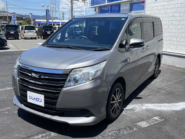 トヨタ ノア X ディライトプラス 長野県 2015(平27)年 11.7万km アイスチタニウムマイカメタリック (株)IDOMが運営する【じしゃロン長野店】の自社ローン専用車両になります/こちらは現金またはオートローンご利用時の価格です。自社ローンご希望の方は別途その旨お申付け下さい./社外ナビ　（CD/DVD/BT）/両側パワースライドドア/ステアリングスイッチ/前方向ドライブレコーダー/純正フロアマット/フリップダウンモニター/ビルトインETC/社外AW