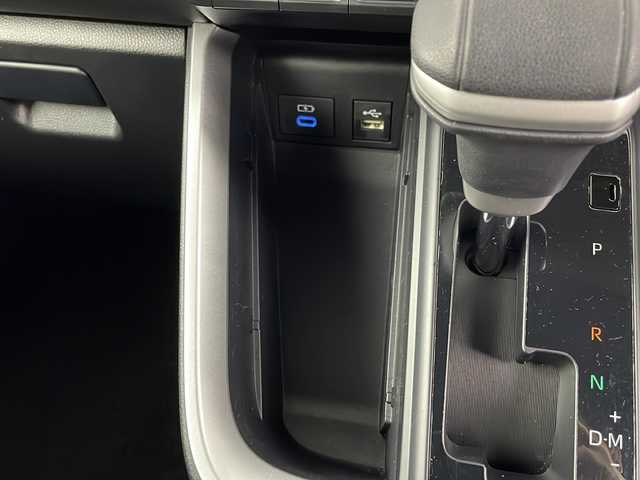 トヨタ ヴォクシー S－Z 埼玉県 2023(令5)年 2万km 黒 両側パワースライドドア/クルーズコントロール/ETC2.0/コーナーセンサー/パーキングブレーキサポート/純正ナビ/バックカメラ/前席シートヒータ/ドアバイザー/純正アルミ/純正フロアマット/ウィンカーミラー/前ドラレコ/革巻きハンドル/スペアキー/プッシュスタート