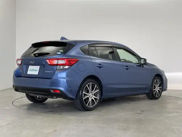 スバル インプレッサ スポーツ 2．0i－L アイサイト 埼玉県 2017(平29)年 6.8万km クォーツブルーP 純正ナビ　バックカメラ　ＢＳＭ　ＥＴＣ　アイサイトＶｅｒ３　レーダークルーズコントロール　パドルシフト　ステアリングスイッチ　純正アルミホイール　スマートキー　オートライト　ＬＥＤヘッドライト　地デジ