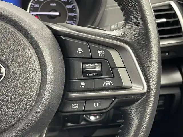 スバル インプレッサ スポーツ 2．0i－L アイサイト 埼玉県 2017(平29)年 6.8万km クォーツブルーP 純正ナビ　バックカメラ　ＢＳＭ　ＥＴＣ　アイサイトＶｅｒ３　レーダークルーズコントロール　パドルシフト　ステアリングスイッチ　純正アルミホイール　スマートキー　オートライト　ＬＥＤヘッドライト　地デジ