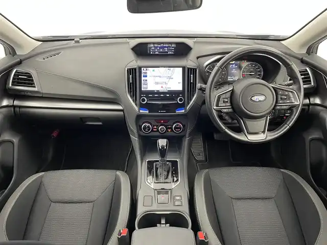 スバル インプレッサ スポーツ 2．0i－L アイサイト 埼玉県 2017(平29)年 6.8万km クォーツブルーP 純正ナビ　バックカメラ　ＢＳＭ　ＥＴＣ　アイサイトＶｅｒ３　レーダークルーズコントロール　パドルシフト　ステアリングスイッチ　純正アルミホイール　スマートキー　オートライト　ＬＥＤヘッドライト　地デジ