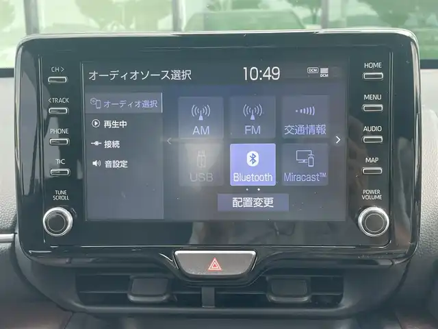 トヨタ ヤリスクロス ハイブリッド Z 和歌山県 2022(令4)年 5.2万km ブラックマイカ 純正8インチディスプレイオーディオ/全方位カメラ/BT/衝突軽減ブレーキ/レーダークルコン/レーンキープアシスト/前後コーナーセンサー/オートライト/ビルトインETC/前後ドラレコ/シートヒーター/パワーシート/レザー調シートカバー/純正18インチアルミ/純正フロアマット/LEＤヘッドライト/フルオートパワーウィンドウ