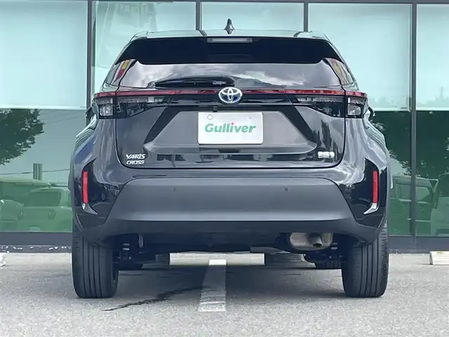 トヨタ ヤリスクロス ハイブリッド Z 和歌山県 2022(令4)年 5.2万km ブラックマイカ 純正8インチディスプレイオーディオ/全方位カメラ/BT/衝突軽減ブレーキ/レーダークルコン/レーンキープアシスト/前後コーナーセンサー/オートライト/ビルトインETC/前後ドラレコ/シートヒーター/パワーシート/レザー調シートカバー/純正18インチアルミ/純正フロアマット/LEＤヘッドライト/フルオートパワーウィンドウ