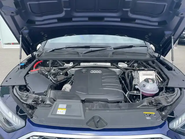 アウディ アウディ Ｑ５ SB 40TDIクワトロ Sライン 神奈川県 2023(令5)年 1.2万km 青Ｍ 純正ナビＴＶ 　Bluetooth/AppleCarPlay/AndroidAuto/全方位カメラ /電動リアゲート　/クルーズコントロール　/前席パワーシート　/前後コーナーセンサー　/純正前後ドライブレコーダー/ETC2.0/スペアキー　/レザーシート　/純正アルミホイール/純正フロアマット/パドルシフト/ステアリングヒーター/トラフィックジャムアシスト/サイドアシスト/レインセンサー/インテリアライト
