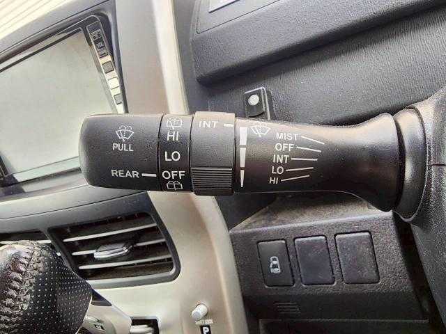 トヨタ ノア Si 岩手県 2012(平24)年 9.5万km ブラック 後席モニター/片側パワスラ/前後ソナー/純正ＨＤＤナビ/フルセグ／ＣＤ／ＤＶＤ/ＥＴＣ/バックカメラ/パドルシフト/ステアリングリモコン/取扱説明書/スペアキー