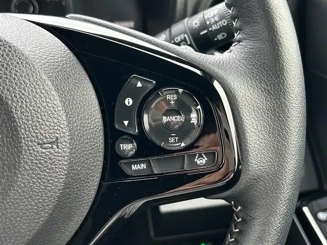 ホンダ Ｎ ＯＮＥ プレミアム ツアラー 佐賀県 2024(令6)年 0.5万km プラチナホワイトパール ワンオーナー/社外ディスプレイオーディオ/・AM/FM/CD/DVD/Bluetooth/バックカメラ/前後ドライブレコーダー機能付デジタルインナーミラー/ETC/電子パーキングブレーキ/・BRAKE HOLD機能/ハーフレザーシート/DN席シートヒーター/ISOFIX対応/パドルシフト/革巻きステアリング/ステアリングリモコン/社外15インチアルミホイール/純正LEDヘッドライト/・オートマチックハイビーム/純正LEDフォグランプ/社外オールシーズンフロアマット/新車保証書/スペアキー１本/ホンダセンシング/・アダプディブクルーズコントロール/・衝突被害軽減ブレーキ/・先行車発進お知らせ機能/・路外逸脱抑制機能/・標識認識機能/・パーキングセンサーシステム