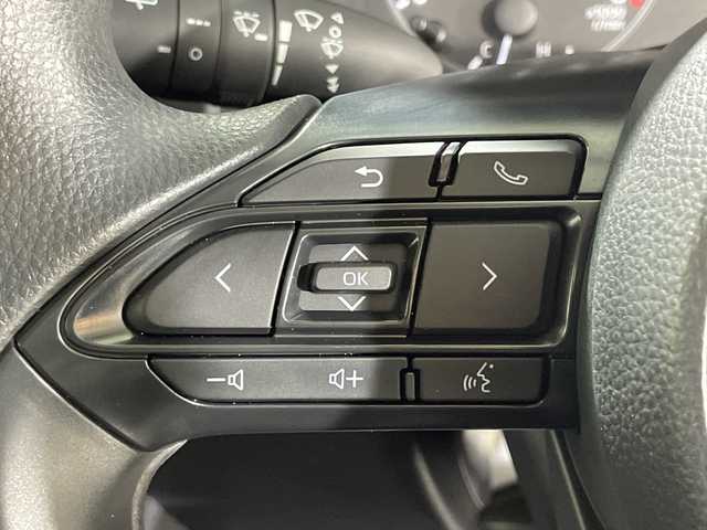 トヨタ シエンタ G 神奈川県 2025(令7)年 0.4万km アーバンカーキ トヨタセーフティセンス/純正8型ディスプレイオーディオ/・BT/USB/MiraCast/パノラミックビューモニター/両側電動スライドドア/MTモード/ビルトインETC/ヘッドライトレベライザー/ECO/POWERモード/BSM/スマートキー/プッシュスタートボタン/電動格納ミラー/ウィンカーミラー/シートリフター/LEDヘッドライト/ステアリングスイッチ/Autoライト/純正フロアマット/SOSコール/2列目USBポート