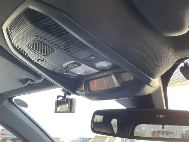 プジョー ５００８ GTライン ブルーHDi 東京都 2021(令3)年 2.8万km 緑Ⅱ ディーゼルターボ/LEDヘッドライト/ルーフレール/前席シートヒーター/運転席のみパワーシート/パワーバックドア/純正18インチアルミホイール/7人乗り/ETC