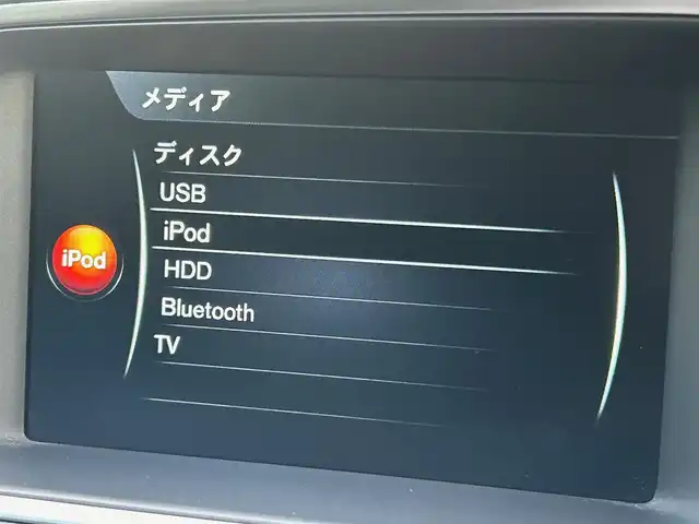 ボルボ Ｖ４０ D4 SE 福岡県 2016(平28)年 2.7万km アイスホワイト アダプティブクルーズコントロール/ブラインドスポットモニター/レーンキープアシスト/インテリセーフ　/ハーフレザーシート/純正ナビ　/バックカメラ　/Ｂｌｕｅｔｏｏｔｈ　/コンフォートＡ　/HIDライト/オートライト/純正17インチアルミホイール/スタットレス積載/ＥＴＣ/取扱説明書/保証書/スペアキー×1
