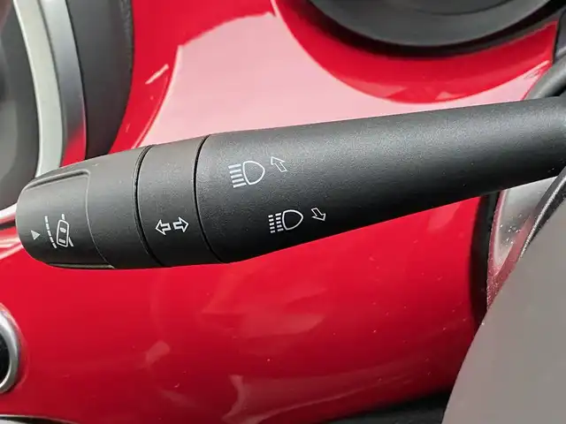 フィアット ５００Ｘ ポップスタープラス 福岡県 2016(平28)年 4.9万km 赤 純正オーディオ/（FM/AM/USB/AUX）/バックカメラ/ETC/クルコン/コーナーセンサー/パドルシフト/MTモード付AT/レザーシート（茶）/パワーシート/シートヒーター（D/N席）/HIDヘッドライト/オートライト