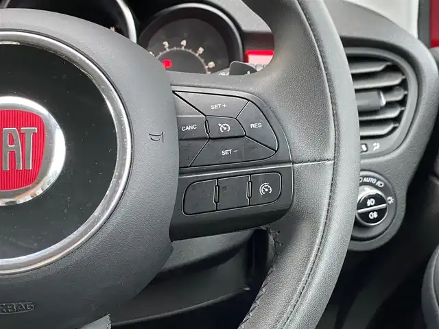 フィアット ５００Ｘ ポップスタープラス 福岡県 2016(平28)年 4.9万km 赤 純正オーディオ/（FM/AM/USB/AUX）/バックカメラ/ETC/クルコン/コーナーセンサー/パドルシフト/MTモード付AT/レザーシート（茶）/パワーシート/シートヒーター（D/N席）/HIDヘッドライト/オートライト