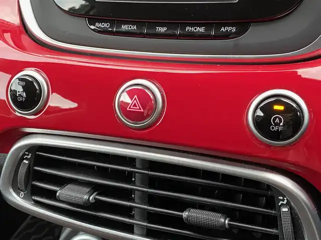 フィアット ５００Ｘ ポップスタープラス 福岡県 2016(平28)年 4.9万km 赤 純正オーディオ/（FM/AM/USB/AUX）/バックカメラ/ETC/クルコン/コーナーセンサー/パドルシフト/MTモード付AT/レザーシート（茶）/パワーシート/シートヒーター（D/N席）/HIDヘッドライト/オートライト