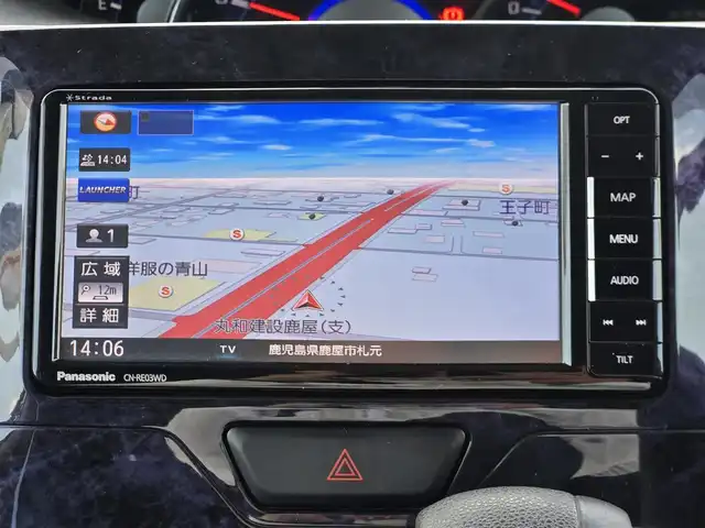 ダイハツ タント カスタム X トップED SA Ⅲ 鹿児島県 2017(平29)年 5.4万km パールホワイトⅢ 片側パワースライドドア　/純正ＳＤナビ（ＣＮ－ＲＥ０３ＷＤ）　/Ｂｌｕｅｔｏｏｔｈオーディオ　/バックカメラ　/フルセグテレビ　/ハーフレザーシート　/Ｄ席シートヒーター　/純正アルミホイール（１４インチ）/プッシュスタート/スマートキー/横滑り防止装置/後方コーナーセンサー/LEDヘッドライト