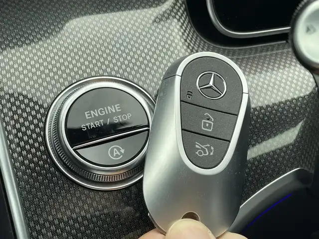 メルセデス・ベンツ Ｍ・ベンツ Ｃ２２０ｄ ステーションワゴン アバンギャルドAMGライン 滋賀県 2022(令4)年 2.2万km オブシディアンブラック ブルメスターサウンド/HUD/アンビエントライト/ハーフレザーシート/・前席パワーシート/・前席シートヒーター /純正ナビ/３６０°カメラ/フルセグ/ＡＣＣ/ＢＳＭ/レーンキープ/純正ＬＥＤデジタルライト/パワートランク