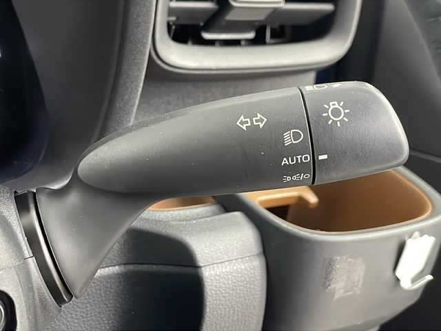 トヨタ シエンタ ハイブリッド Z 埼玉県 2023(令5)年 3.3万km グレイッシュブルー 純正ナビ（Ｂｌｕｅｔｏｏｔｈ・ＴＶ・ＡＭ・ＦＭ）/全方位カメラ/両側パワースライドドア/前方ドライブレコーダー/ビルトインＥＴＣ/アダプティブクルーズコントロール/ブラインドスポットモニター/盗難防止装置/レーンキープアシスト/横滑り防止装置/コーナーセンサー/オートハイビーム/フルフラットシート/社外アルミホイール/社外フロアマット/LEDヘッドライト