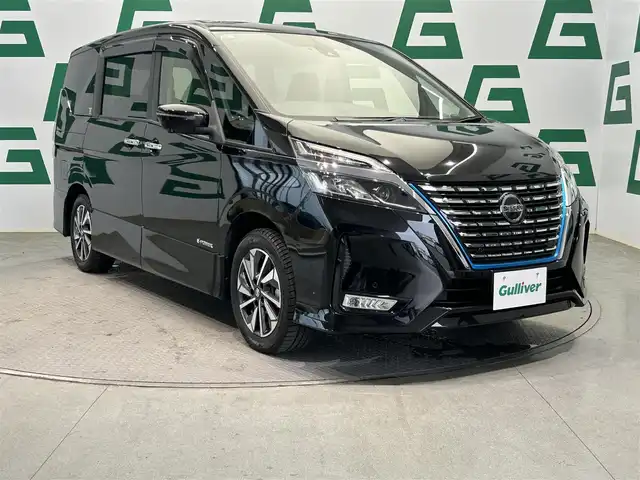 日産 セレナ e－パワー ハイウェイスター V 鹿児島県 2020(令2)年 4.4万km 黒 純正ナビ/アラウンドビューモニター/フルセグTV/両側パワースライドドア/ハンズフリーオートスライドドア/純正前方ドライブレコーダー/ETC/BSM/HDMI/インテリジェントエマージェンシーブレーキ/クルーズコントロール/オートライト/LEDヘッドライト/後席ロール式サンシェード/純正フロアマット/純正アルミホイール