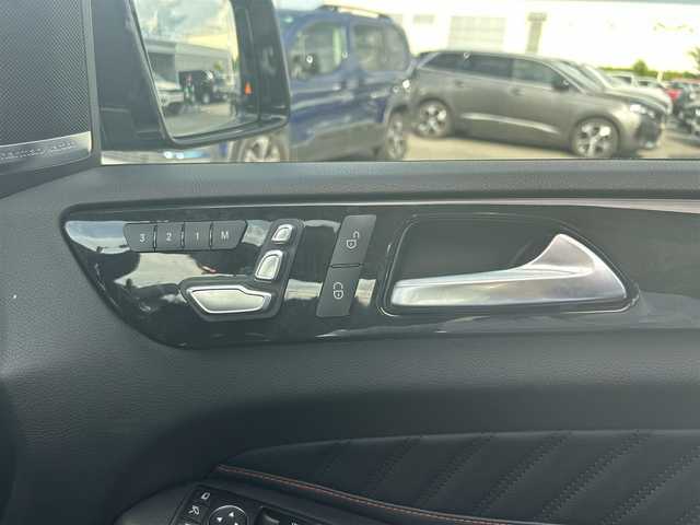 メルセデス・ベンツ ＧＬＥ３５０ｄ 4マチック クーペ スポーツ 滋賀県 2018(平30)年 4.9万km 黒 純正ナビ/フルセグテレビ/ETC/全周囲カメラ/アイドリングストップ/パワーバックドア/パノラミックルーフ/追従クルーズコントロール/ハーマンカードン