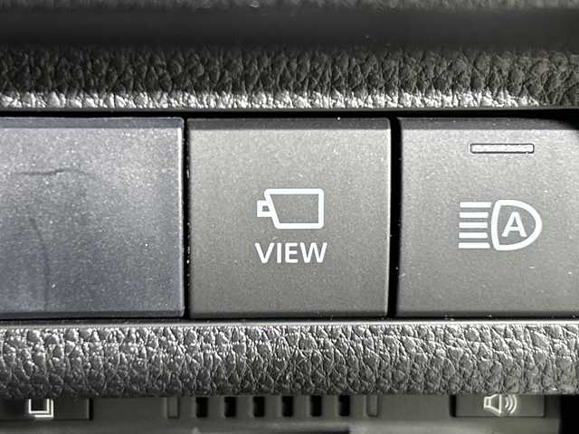 トヨタ ＲＡＶ４ ハイブリッドG 神奈川県 2021(令3)年 4.4万km ホワイトパールクリスタルシャイン 4WD/純正9型ディスプレイオーディオ/コネクトナビ/フルセグ　USB　Bluetooth　Miracast/パノラミックビューモニター/ブラックルーフレール/置くだけ充電/AC100Vコンセント/ハンズフリーパワーバックドア/純正ビルトインETC2.0/純正前方ドライブレコーダー/セーフティセンス/プリクラッシュセーフティ/レーントレーシングアシスト/レーダークルーズコントロール/オートマチックハイビーム/ロードサインアシスト/先行車発進告知機能/インテリジェントクリアランスソナー/リアクロストラフィックブレーキ/ブラインドスポットモニター/カブロン合皮シート/運転席パワーシート/ポジションメモリー/前席シートヒーター/革巻きステアリング/ステアリングヒーター/電動パーキングブレーキ/オートブレーキホールド/自動防眩ミラー/プッシュスタート/スマートキー/LEDヘッドランプ/フロントフォグランプ/オートライト/純正18インチアルミホイール/純正リアスポイラー/取説　保証書　スペアキー