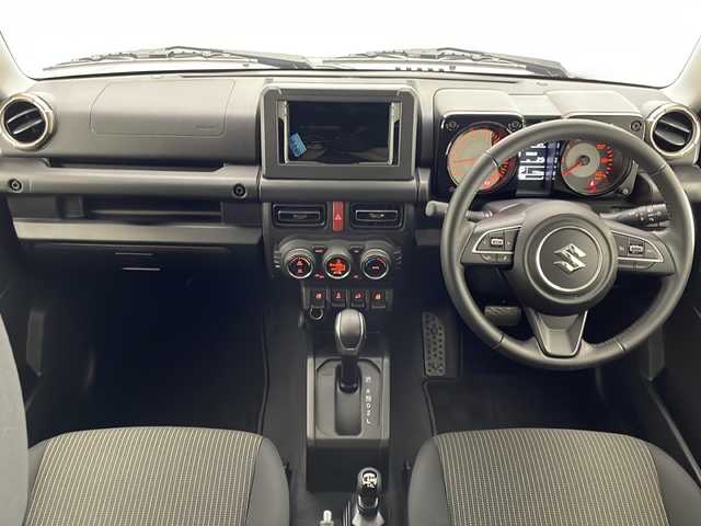 スズキ ジムニー XC 宮崎県 2024(令6)年 0.8万km ブルーイッシュブラックパール3 Ｄ席Ｎ席シートヒーター/ヒルディセントコントロール/コーナーセンサー/レーンキープアシスト　/衝突被害軽減システム　/アイドリングストップ　/クルーズコントロール/ハンドルリモコン/純正フロアーマット/プッシュスタート/取扱説明書