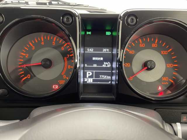 スズキ ジムニー XC 宮崎県 2024(令6)年 0.8万km ブルーイッシュブラックパール3 Ｄ席Ｎ席シートヒーター/ヒルディセントコントロール/コーナーセンサー/レーンキープアシスト　/衝突被害軽減システム　/アイドリングストップ　/クルーズコントロール/ハンドルリモコン/純正フロアーマット/プッシュスタート/取扱説明書