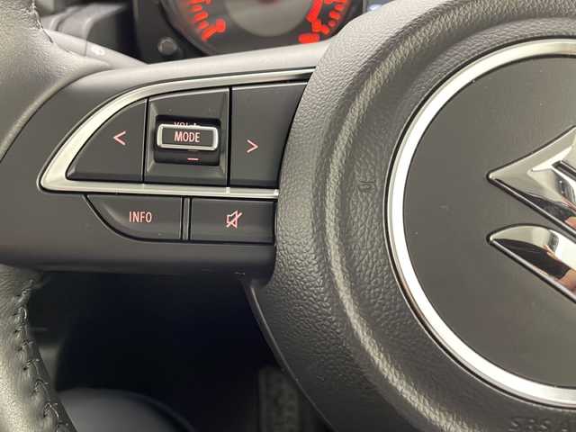 スズキ ジムニー XC 宮崎県 2024(令6)年 0.8万km ブルーイッシュブラックパール3 Ｄ席Ｎ席シートヒーター/ヒルディセントコントロール/コーナーセンサー/レーンキープアシスト　/衝突被害軽減システム　/アイドリングストップ　/クルーズコントロール/ハンドルリモコン/純正フロアーマット/プッシュスタート/取扱説明書