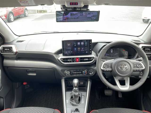 トヨタ ライズ Z 福岡県 2024(令6)年 0.4万km グレー ９型ディスプレイオーディオ　/ＡｐｐｌｅＣａｒｐｌａｙ　/バックカメラ　/シートヒーター　/ドラレコ　/ＥＴＣ　/ＴＶ　/ＢＴ　/ＨＤＭＩ　/ＵＳＢ　/クルコン　/ＨＯＬＤボタン　/電動パーキングブレーキ　/フォグランプ/横滑り防止/プリクラッシュ/アイドリングストップ/純正マット/ドアバイザー