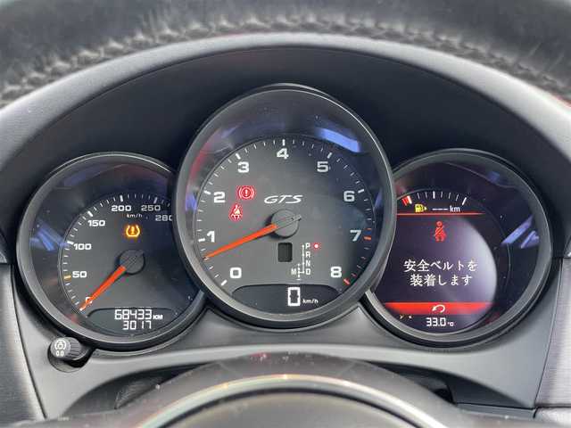 ポルシェ マカン GTS 鹿児島県 2016(平28)年 6.9万km グレー 禁煙車/サンルーフ/純正ナビ/4WD/パドルシフト/クルーズコントロール/バックカメラ/ETC/USB入力端子/電動リアゲート/パワーシート/レザーシート/純正20インチアルミホイール/ダウンヒルアシストコントロール/横滑り防止装置/レーンキープアシスト